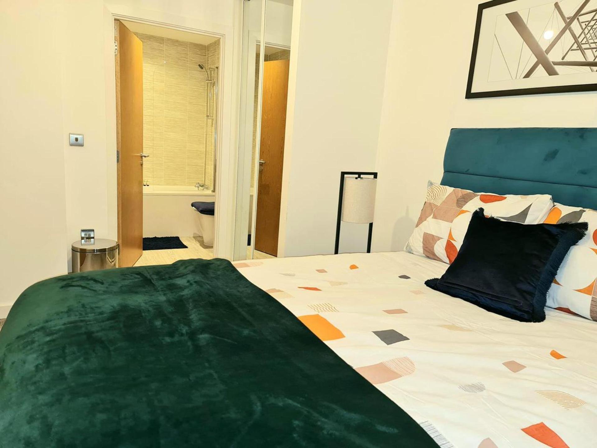 Exquisite Cosy 2-Bed Apartment In Salford Manchester Zewnętrze zdjęcie